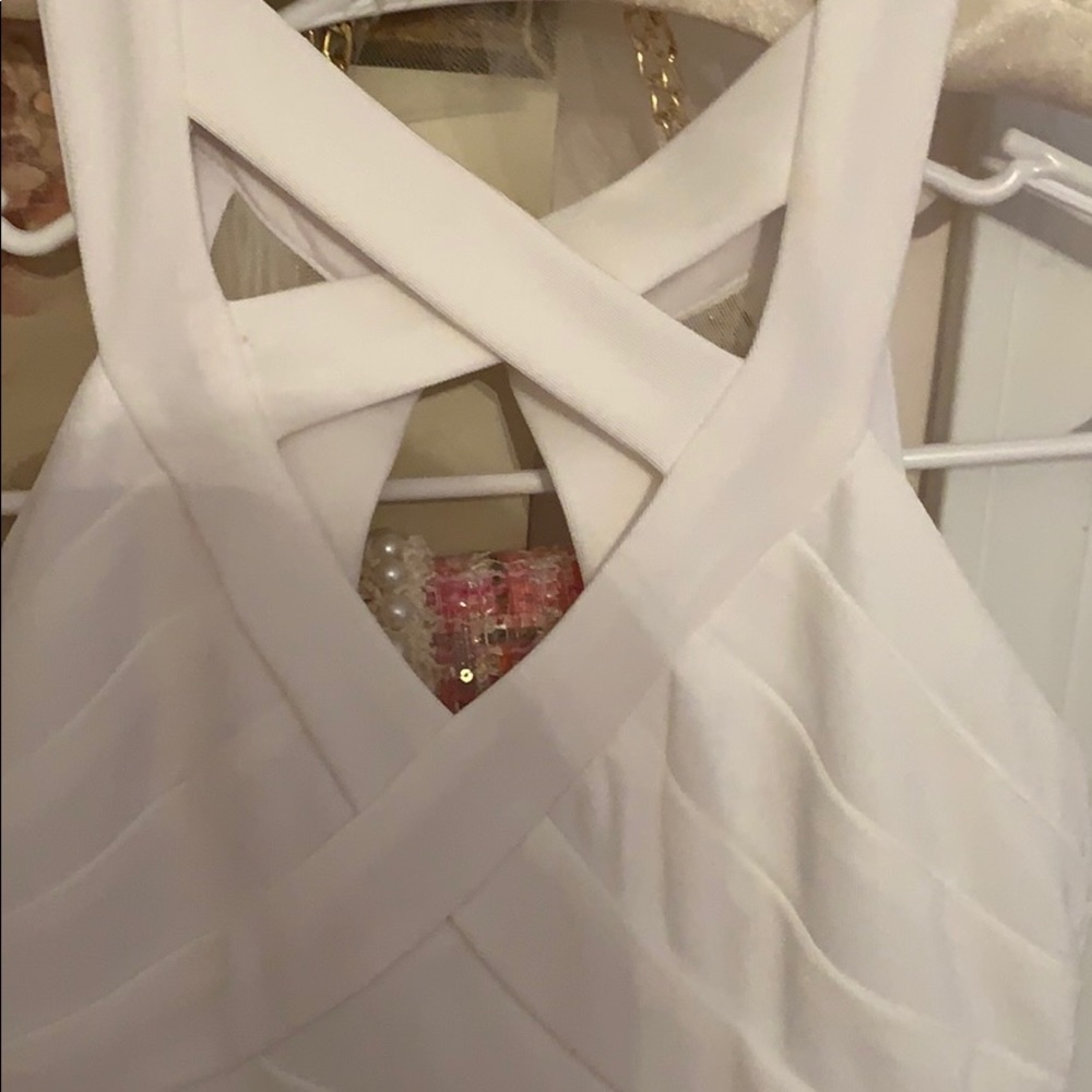 Dress - Picture 2 of 3